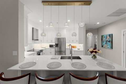 Condo in West Palm Beach, Florida, 2 bedrooms  № 2392021 - photo 10
