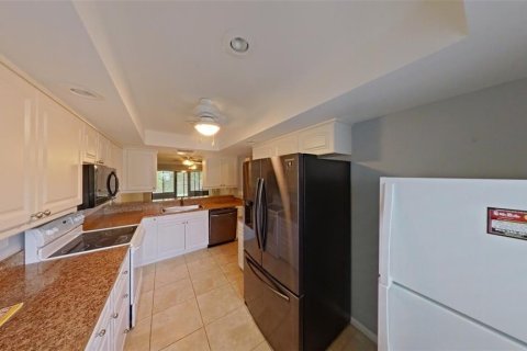 Apartamento en alquiler en Sebring, Florida, 2 dormitorios, 124.77 m2 № 1879431 - foto 4
