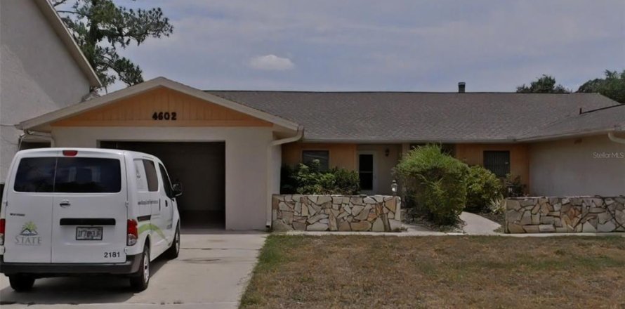 Apartment in Sebring, Florida 2 bedrooms, 124.77 sq.m. № 1879431