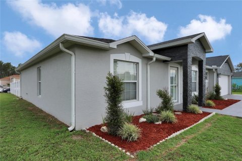 House in Ocala, Florida 3 bedrooms, 185.8 sq.m. № 1915589 - photo 3