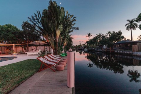 Casa en venta en Oakland Park, Florida, 4 dormitorios, 168.15 m2 № 2147362 - foto 3