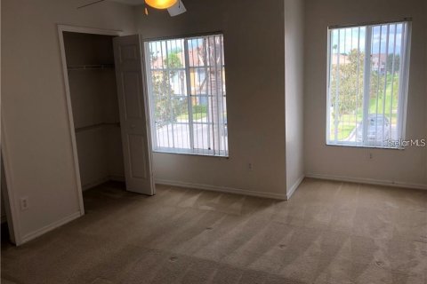 Adosado en alquiler en Brandon, Florida, 2 dormitorios, 148.18 m2 № 1917420 - foto 11