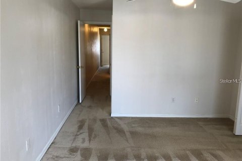 Adosado en alquiler en Brandon, Florida, 2 dormitorios, 148.18 m2 № 1917420 - foto 5