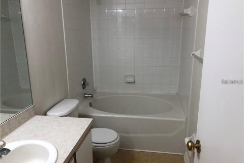 Adosado en alquiler en Brandon, Florida, 2 dormitorios, 148.18 m2 № 1917420 - foto 12