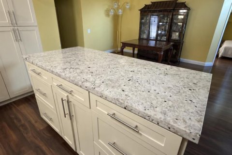 House in North Lauderdale, Florida 3 bedrooms, 136.57 sq.m. № 2378716 - photo 9