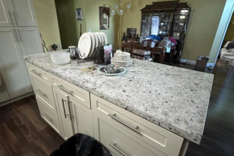 House in North Lauderdale, Florida 3 bedrooms, 136.57 sq.m. № 2378716 - photo 27