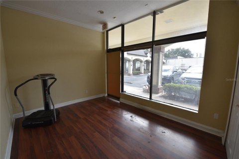 Commercial property in Orlando, Florida 976.31 sq.m. № 1653354 - photo 4