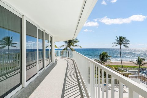 Copropriété à vendre à Highland Beach, Floride: 3 chambres, 246.84 m2 № 2432210 - photo 2