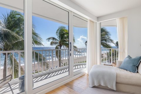 Condo à Highland Beach, Floride, 3 chambres  № 2432210