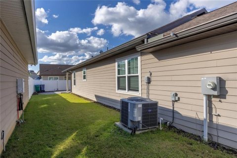 House in Newberry, Florida 2 bedrooms, 123.84 sq.m. № 2410588 - photo 23