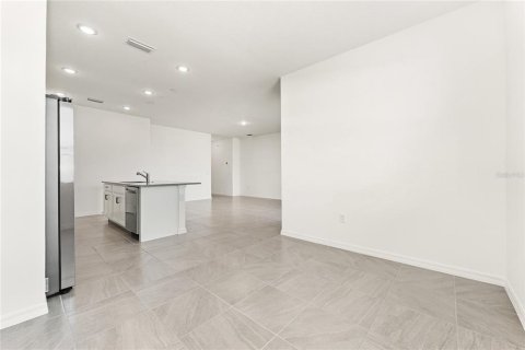 Villa ou maison à louer à Haines City, Floride: 4 chambres, 166.39 m2 № 2413654 - photo 14