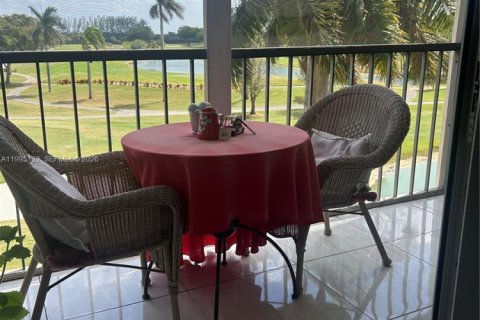 Copropriété à louer à Pembroke Pines, Floride: 1 chambre, 74.32 m2 № 2063865 - photo 25