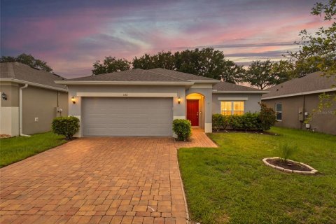 House in Groveland, Florida 3 bedrooms, 152.73 sq.m. № 2227430