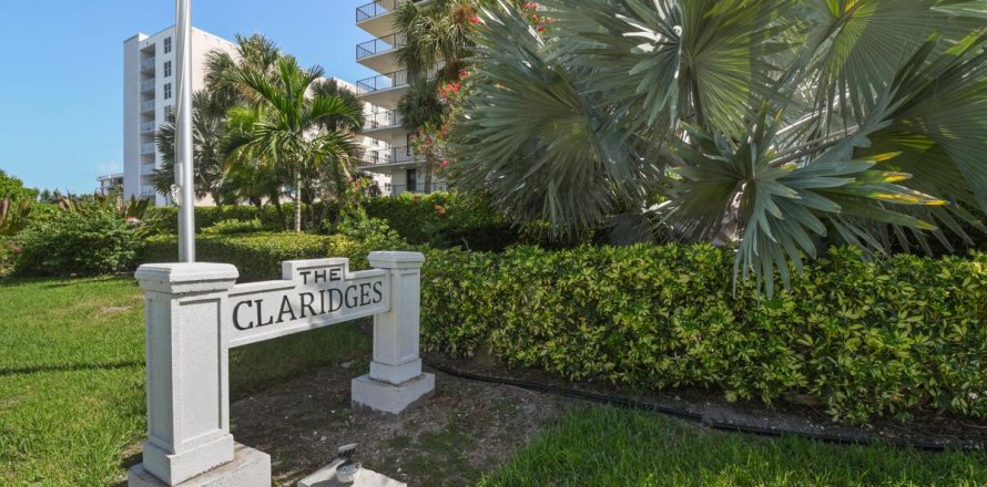 Condominio en Palm Beach, Florida, 2 dormitorios № 330653