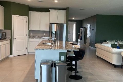 House in Newberry, Florida 4 bedrooms, 228.73 sq.m. № 2405120 - photo 9