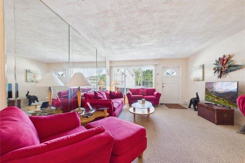 Condo in Clearwater, Florida, 2 bedrooms № 2216407 - photo 4