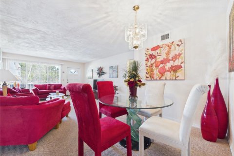 Condo in Clearwater, Florida, 2 bedrooms № 2216407 - photo 6