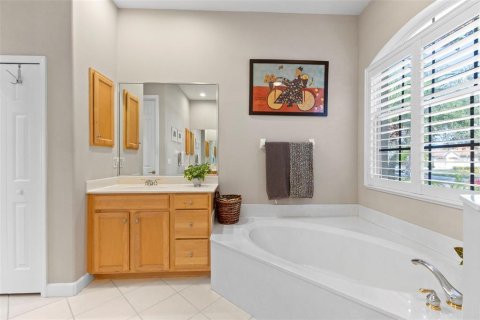 Villa ou maison à vendre à Bradenton, Floride: 3 chambres, 244.7 m2 № 2352252 - photo 24