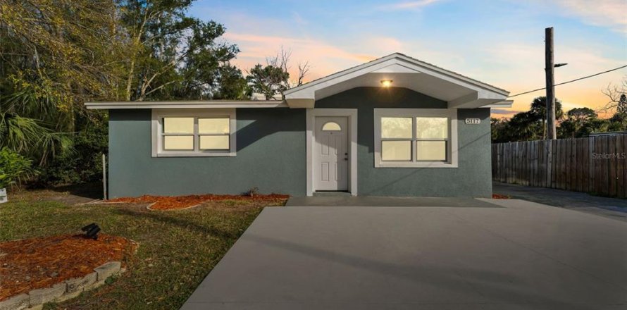 Apartamento en Port Richey, Florida 3 dormitorios, 83.61 m2 № 1553744