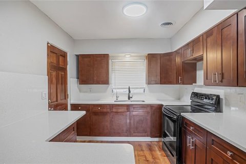 Villa ou maison à vendre à Orlando, Floride: 3 chambres, 118.54 m2 № 2356516 - photo 6