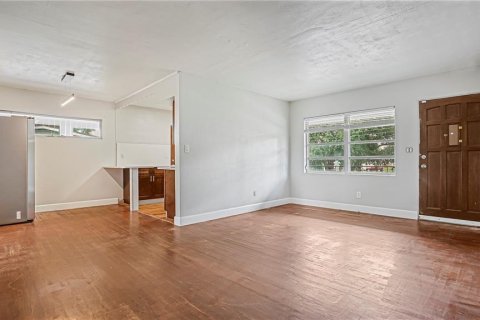 Villa ou maison à vendre à Orlando, Floride: 3 chambres, 118.54 m2 № 2356516 - photo 3