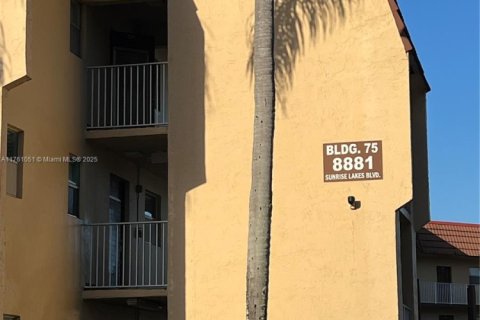 Condo in Sunrise, Florida, 1 bedroom  № 1713123 - photo 1