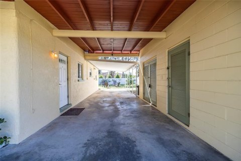 House in Saint Petersburg, Florida 2 bedrooms, 91.69 sq.m. № 1836874 - photo 13