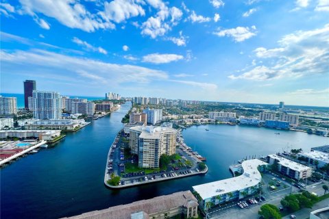 Condo à Hallandale Beach, Floride, 2 chambres № 2089125