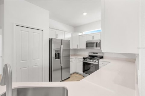 Apartamento en alquiler en Punta Gorda, Florida, 2 dormitorios, 145.3 m2 № 1911180 - foto 14