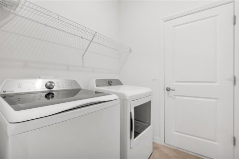 Apartamento en alquiler en Punta Gorda, Florida, 2 dormitorios, 145.3 m2 № 1911180 - foto 6