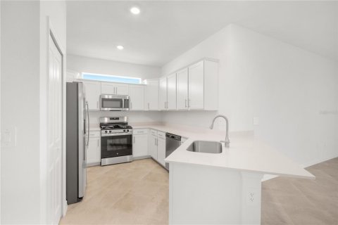 Apartamento en alquiler en Punta Gorda, Florida, 2 dormitorios, 145.3 m2 № 1911180 - foto 13