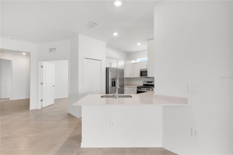 Apartamento en alquiler en Punta Gorda, Florida, 2 dormitorios, 145.3 m2 № 1911180 - foto 12