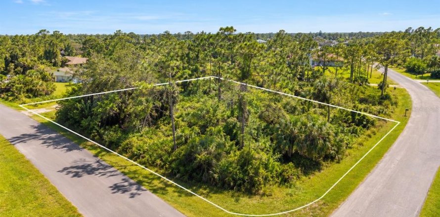 Land in North Port, Florida № 2396386