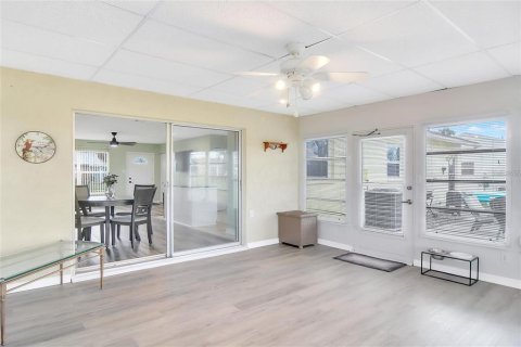 Casa en venta en Port Charlotte, Florida, 2 dormitorios, 97.55 m2 № 1909183 - foto 6