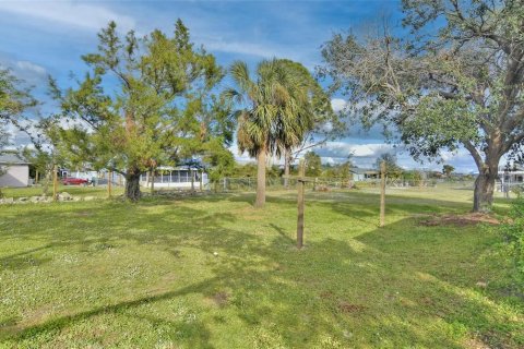 Casa en venta en Port Charlotte, Florida, 2 dormitorios, 97.55 m2 № 1909183 - foto 27