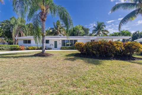 Casa en venta en Palmetto Bay, Florida, 3 dormitorios, 118.17 m2 № 1965988 - foto 1