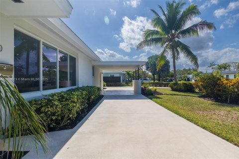 Casa en venta en Palmetto Bay, Florida, 3 dormitorios, 118.17 m2 № 1965988 - foto 3