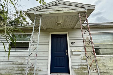 Land in Saint Petersburg, Florida № 1912040 - photo 2