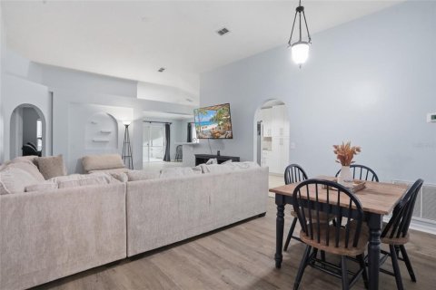 Casa en venta en Orlando, Florida, 4 dormitorios, 174.1 m2 № 2208433 - foto 21