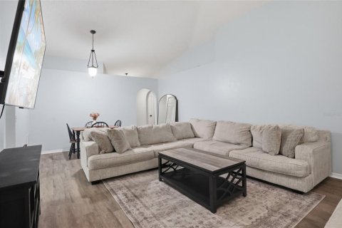 Casa en venta en Orlando, Florida, 4 dormitorios, 174.1 m2 № 2208433 - foto 9