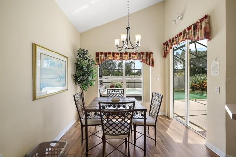 House in Kissimmee, Florida 5 bedrooms, 248.7 sq.m. № 1553108 - photo 11