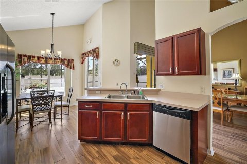 House in Kissimmee, Florida 5 bedrooms, 248.7 sq.m. № 1553108 - photo 9