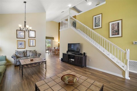 House in Kissimmee, Florida 5 bedrooms, 248.7 sq.m. № 1553108 - photo 5