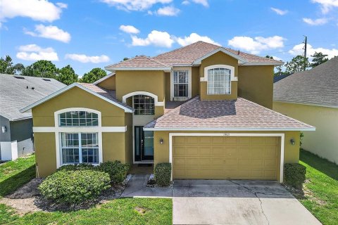 House in Kissimmee, Florida 5 bedrooms, 248.7 sq.m. № 1553108 - photo 1