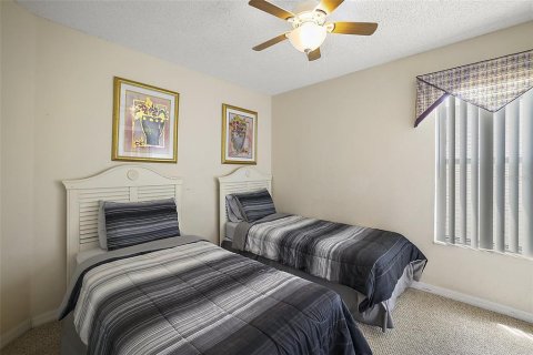 House in Kissimmee, Florida 5 bedrooms, 248.7 sq.m. № 1553108 - photo 20
