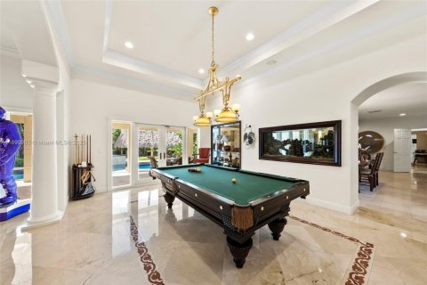 House in Pinecrest, Florida 6 bedrooms, 568.19 sq.m. № 1944436 - photo 19