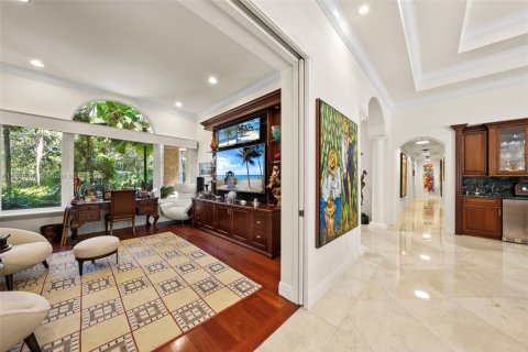 House in Pinecrest, Florida 6 bedrooms, 568.19 sq.m. № 1944436 - photo 18
