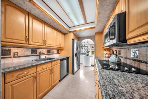 Copropriété à vendre à Coral Gables, Floride: 2 chambres, 137.68 m2 № 1927202 - photo 12