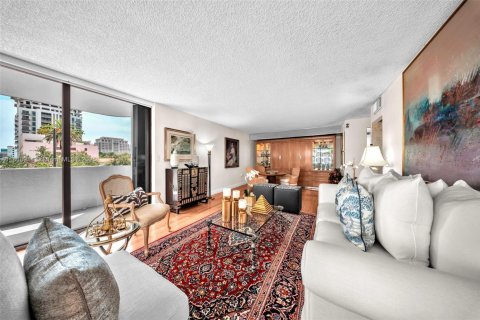 Copropriété à vendre à Coral Gables, Floride: 2 chambres, 137.68 m2 № 1927202 - photo 6