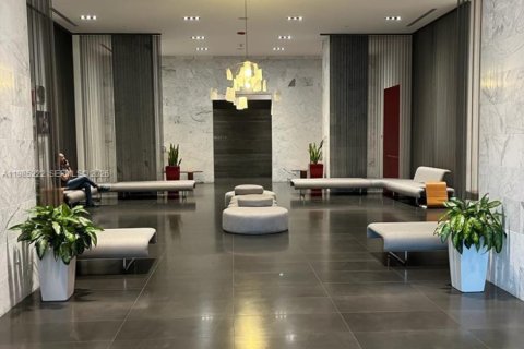 Снять в аренду кондоминиум в Майами, Флорида 2 спальни, 93.74м2, № 2050900 - фото 2